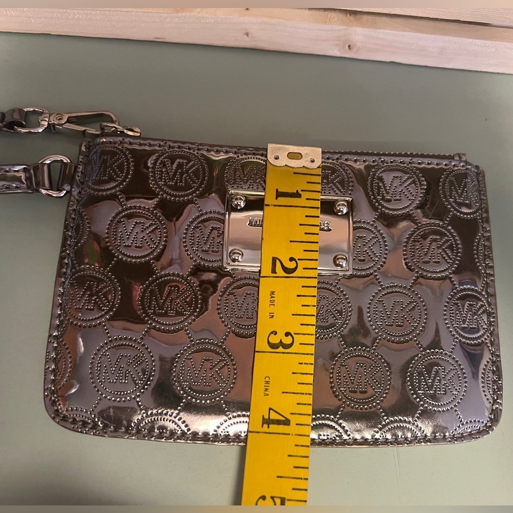SOLD Michael Kors Metallic Silver Wristlet - Picture 7 of 10